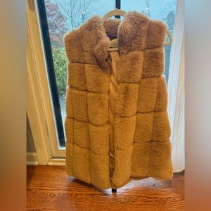 Women's Tan Faux Fur Vest